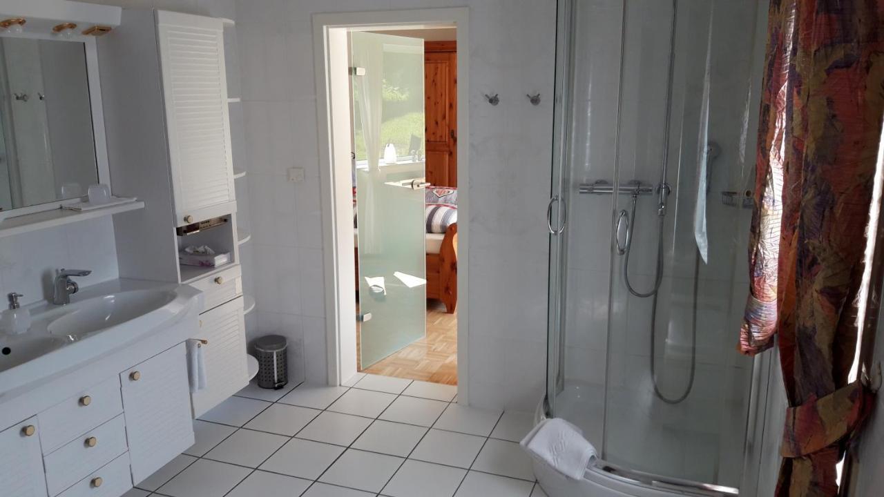 Gaestehaus Ehrlich Prien am Chiemsee Exteriör bild