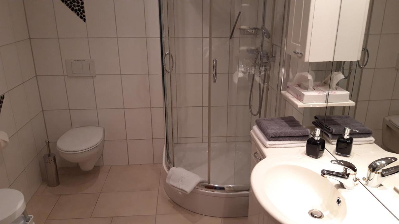 Gaestehaus Ehrlich Prien am Chiemsee Exteriör bild